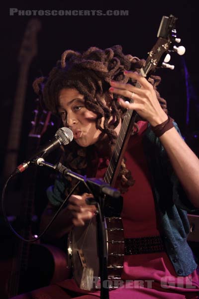 VALERIE JUNE - 2012-11-12 - PARIS - La Maroquinerie - 